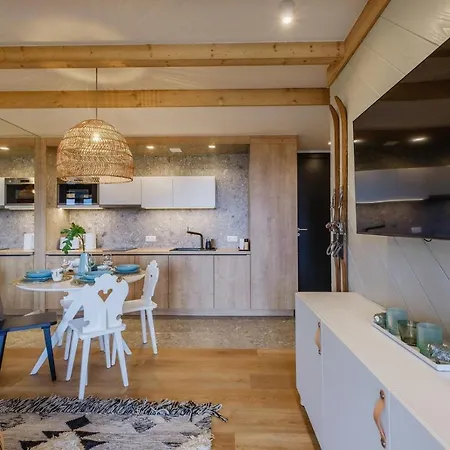 아파트 Relaks - Komfortowy Z Bezplatnym Jacuzzi, Sauna Oraz Podziemnym Parkingiem W Cenie *